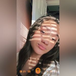 Meet your Posher, Darien